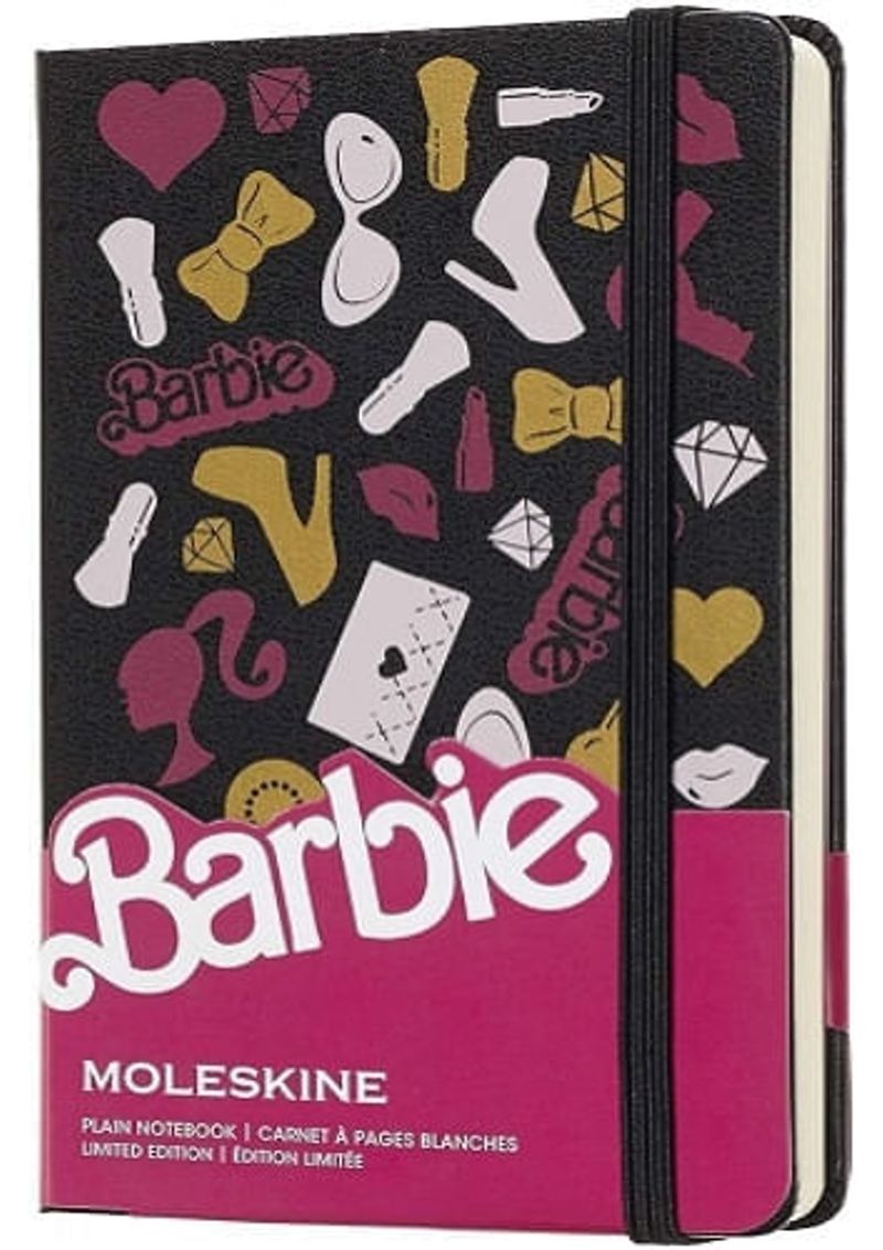 MOLESKINE-LIMITED-EDITION-BARBIE-ACCESSORIES