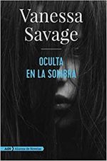 OCULTA-EN-LA-SOMBRA