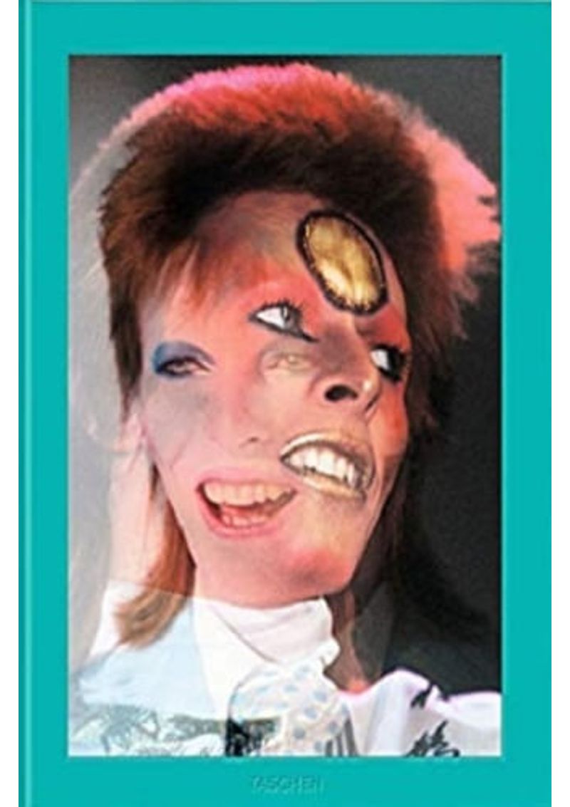 MICK-ROCK.-THE-RISE-OF-DAVID-BOWIE-1972-1973