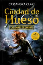 CAZADORES-DE-SOMBRAS-1.-CIUDAD-DE-HUESO-