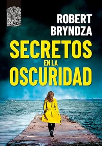 SECRETOS EN LA OSCURIDAD (KATE MARSHALL 3)