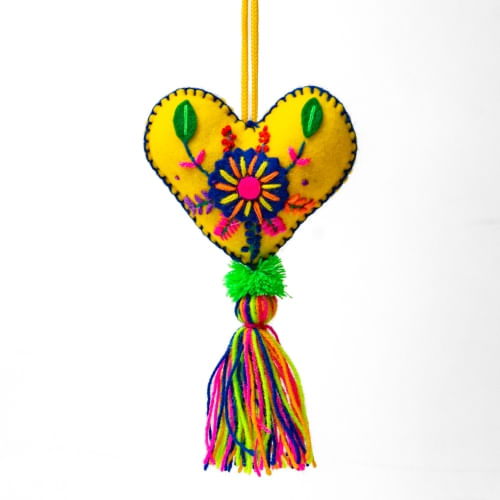 CORAZONES BORDADOS MEDIANOS